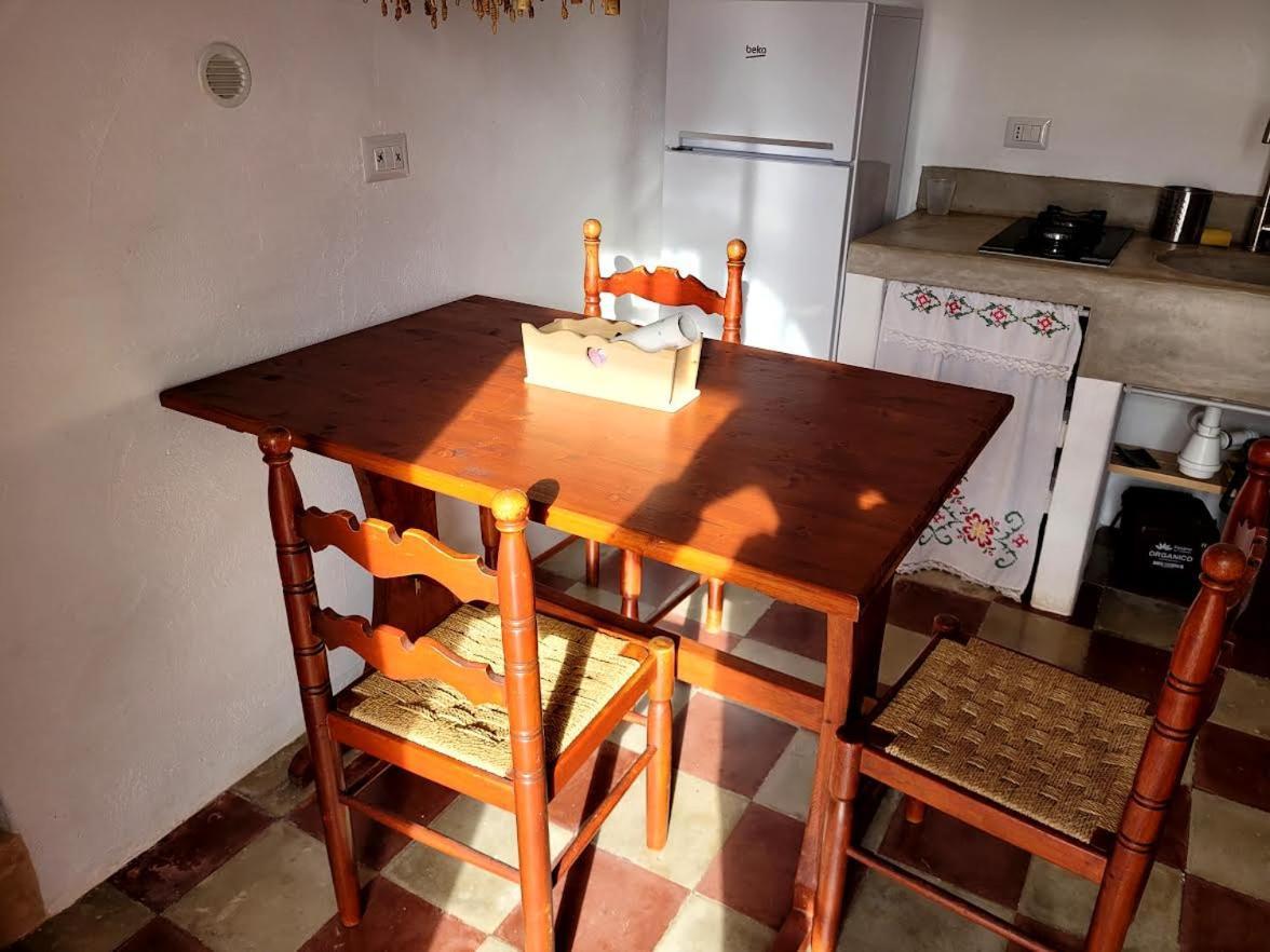 Art Resort Montalbano Montalbano  Quarto foto